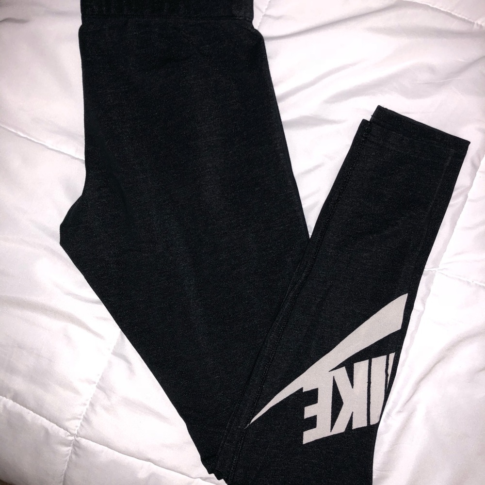Nike leggings